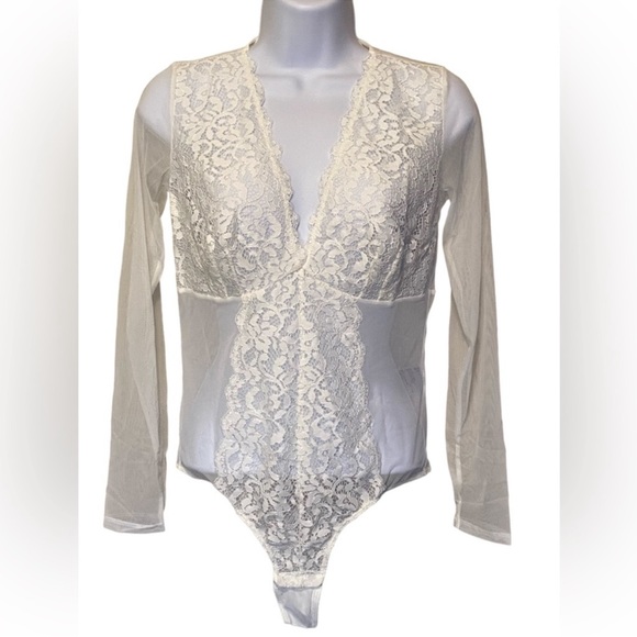 NEW INC International Concepts Long Sleeve Lace Mesh Thong Washed White Bodysuit - Picture 5 of 11